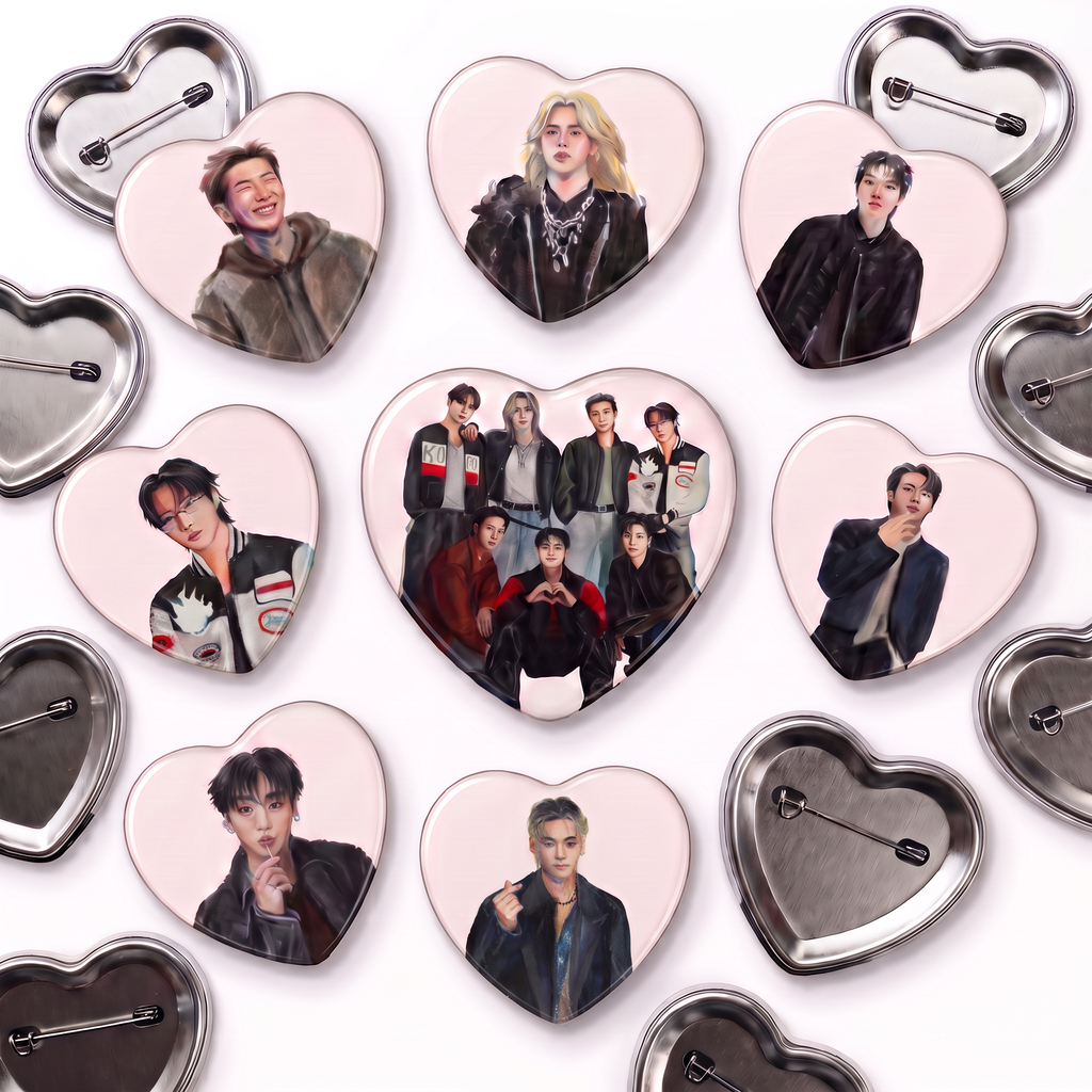 Heart Button Pin Set (Concert Tradeables & Keepsakes)